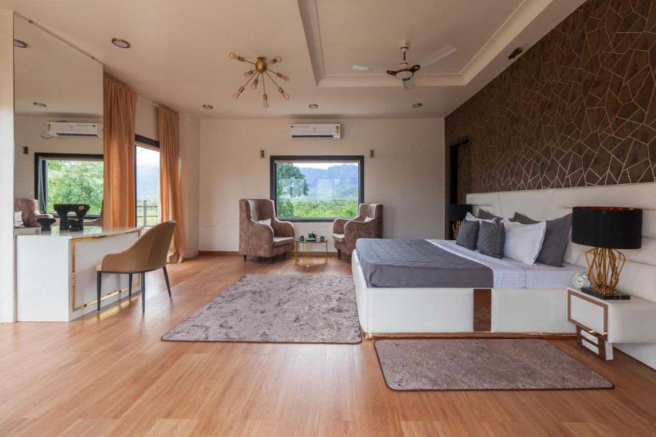 Stayvista'S Panoramic Peaks - Mountain-View Villa With Pool, Tent & Turf Saralgaon Екстер'єр фото
