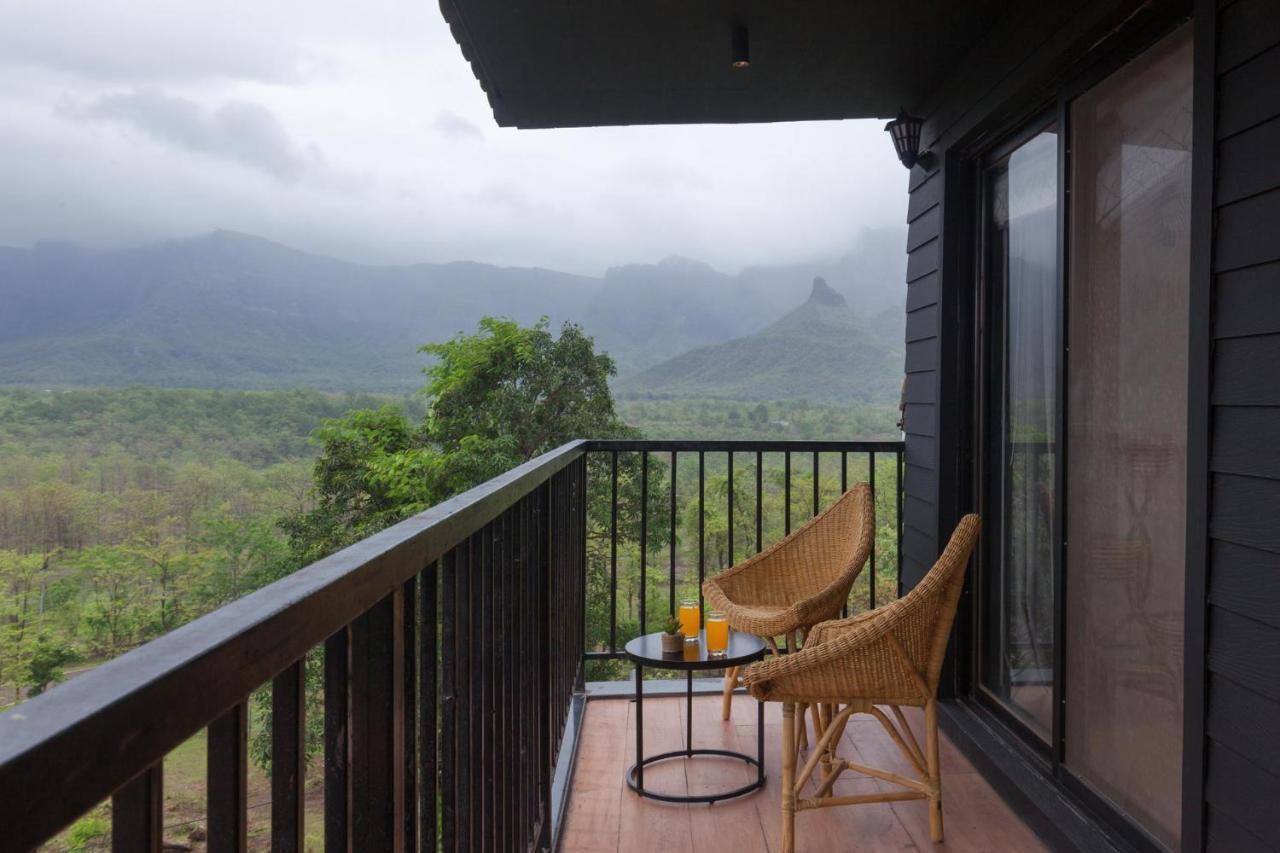 Stayvista'S Panoramic Peaks - Mountain-View Villa With Pool, Tent & Turf Saralgaon Екстер'єр фото
