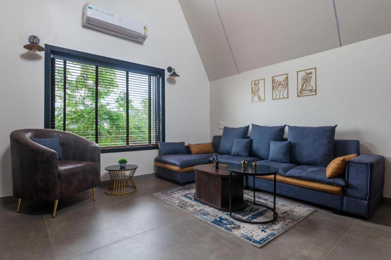 Stayvista'S Panoramic Peaks - Mountain-View Villa With Pool, Tent & Turf Saralgaon Екстер'єр фото