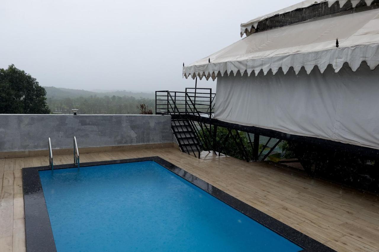 Stayvista'S Panoramic Peaks - Mountain-View Villa With Pool, Tent & Turf Saralgaon Екстер'єр фото